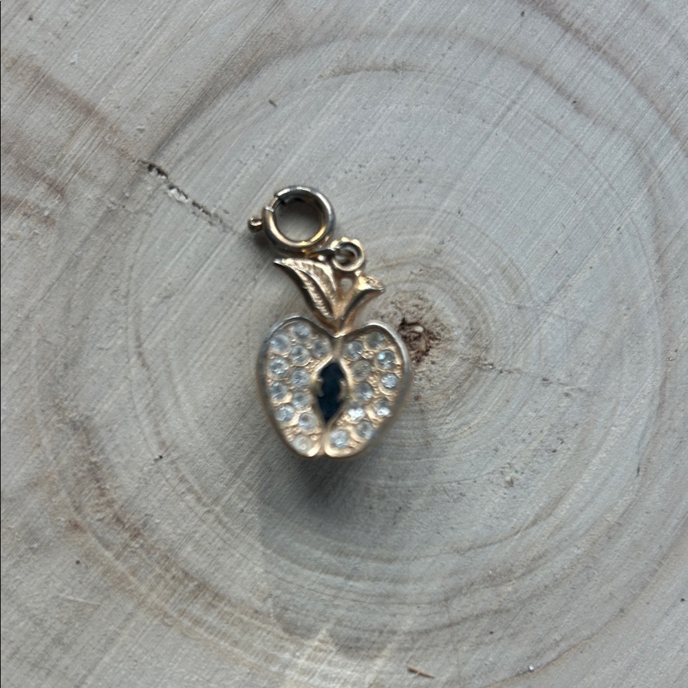Sarah Coventry Gold and Silver Heart Brooch